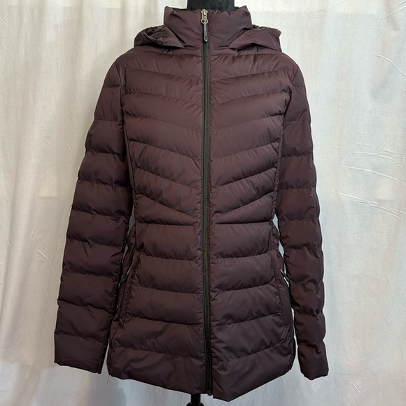 32 Degrees Heat Maroon Puffer‎ Jacket in Size M - Picture 2 of 16